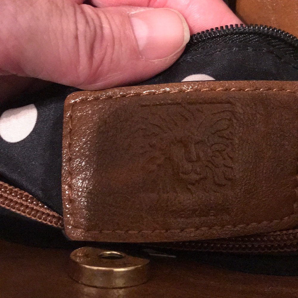 Anne Klein handbag - Picture 5 of 11